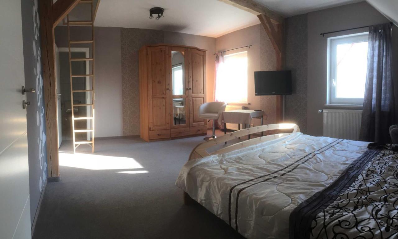 Waldmaries Ferienhaus Feldberg in Mecklenburg Eksteriør billede